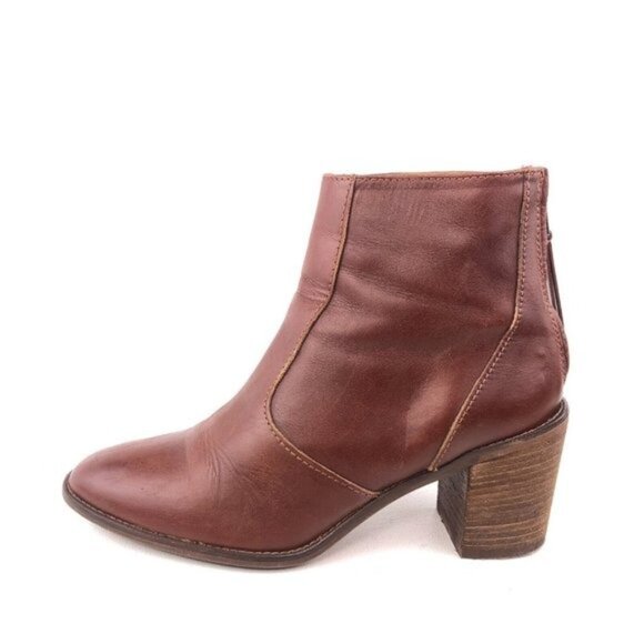 Madewell Shoes - Madewell 1937 The Ames Ankle Boots 7.5